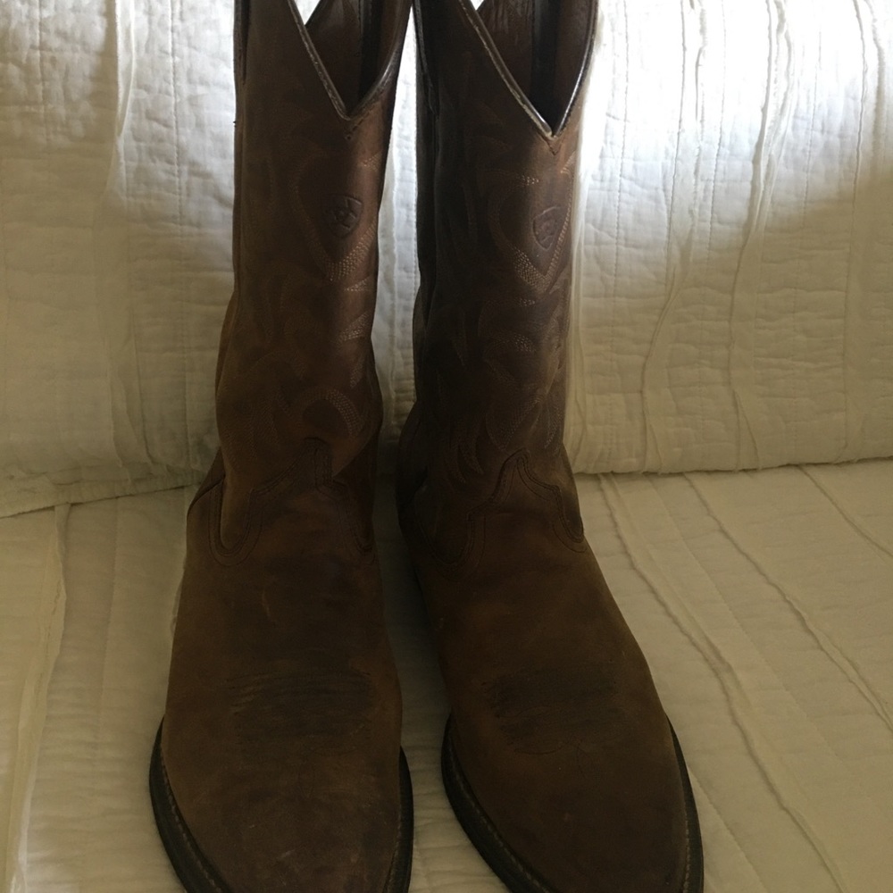 Ariat men’s Cowboy boots